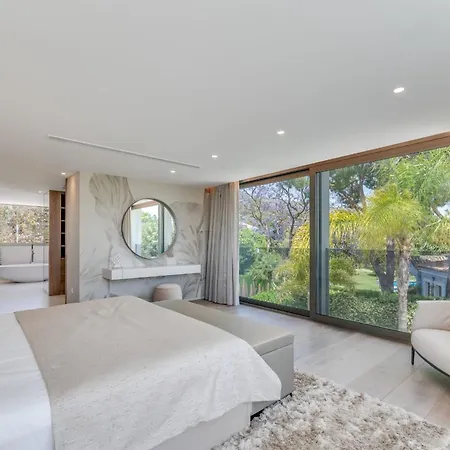 About Serenity Villa *