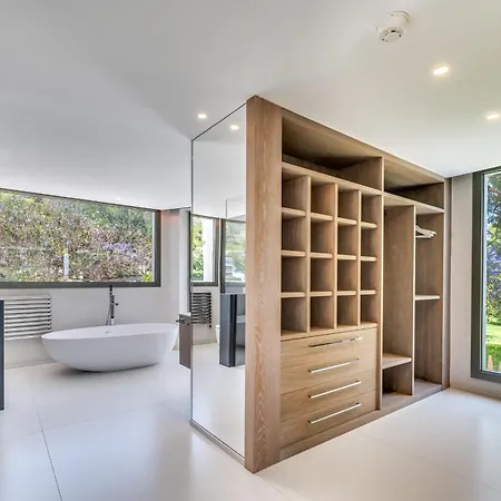 About Serenity Villa Marbellac