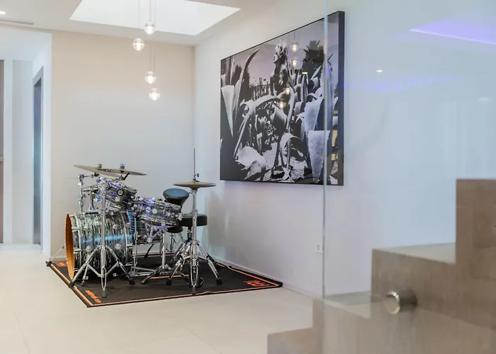 About Serenity マルベーリャ