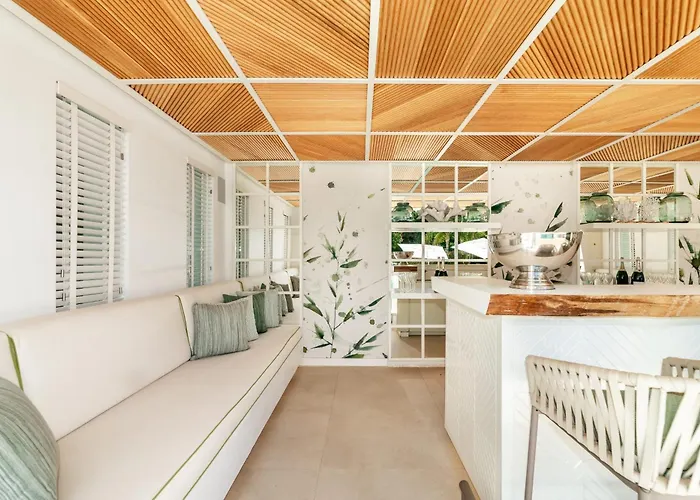 About Serenity Willa *