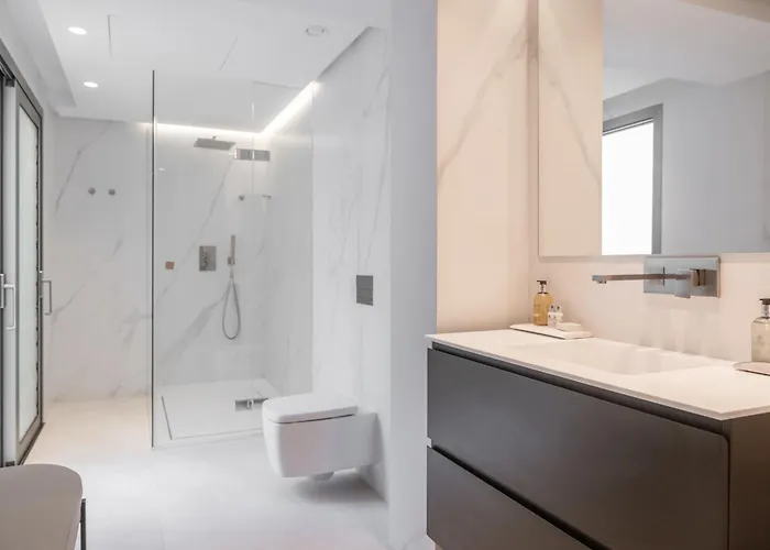 About Serenity Willa Marbella