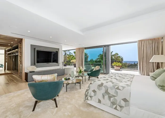 About Serenity Willa